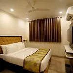 Wongdhen House